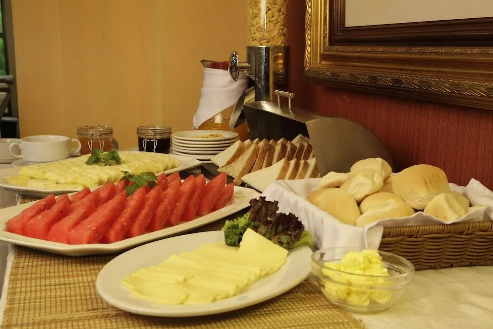 Hotel Herald Suites Polaris Makati City